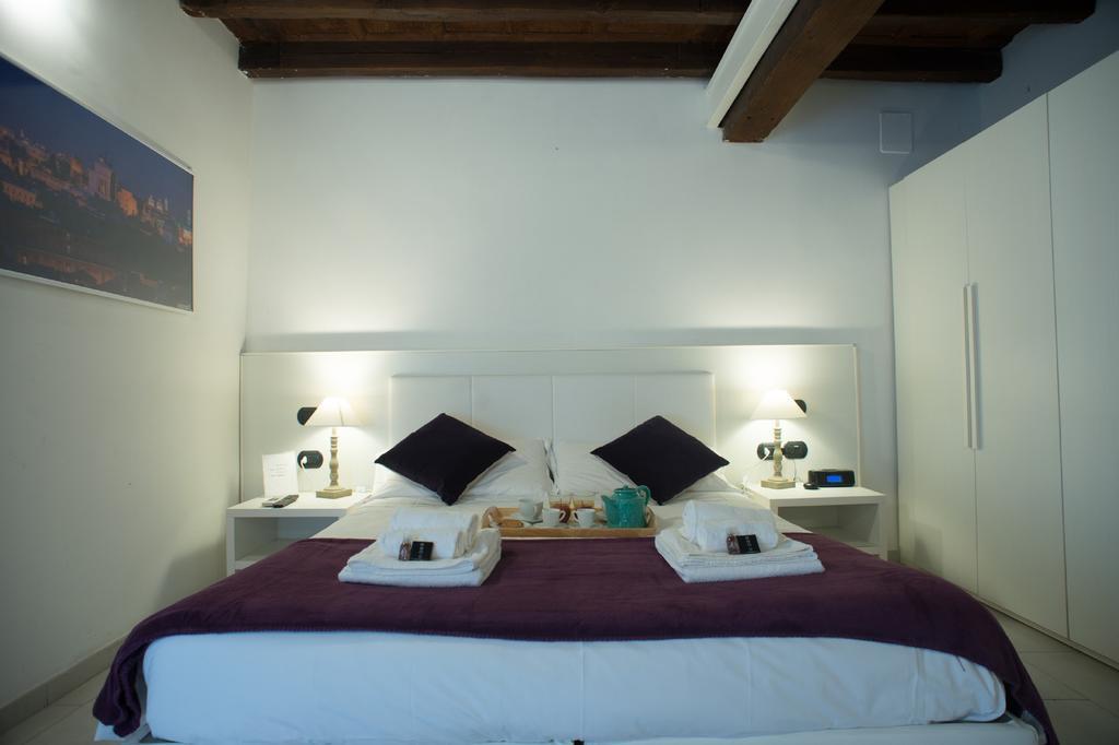 Flowers Apartments Casa de hóspedes 2*